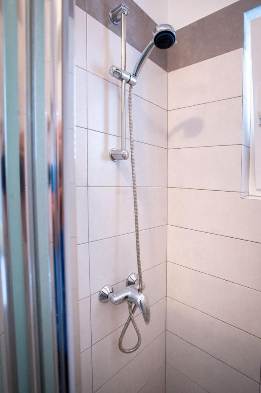 Apartments Marija Supetarska Draga Kültér fotó