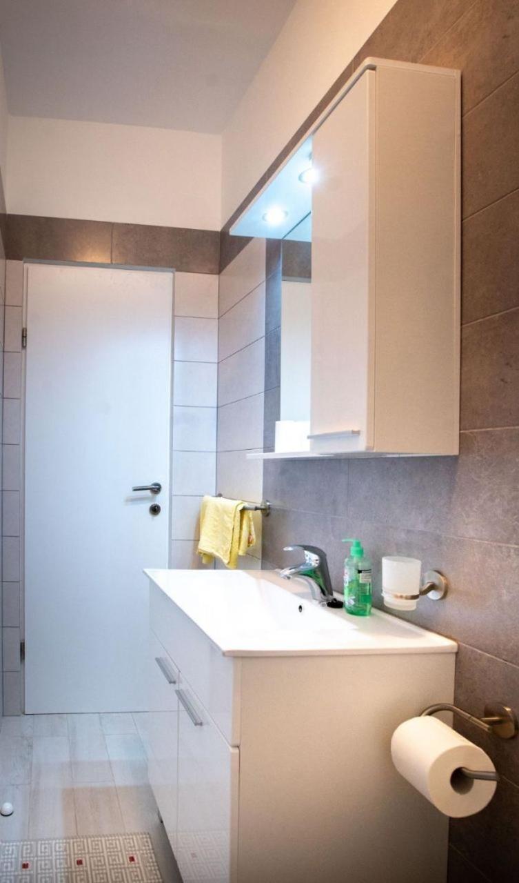 Apartments Marija Supetarska Draga Kültér fotó